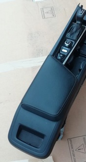 фото thumb №14, Volvo xc60 ii сиденья диван обшивки туннель r-design состояние bdb комплект