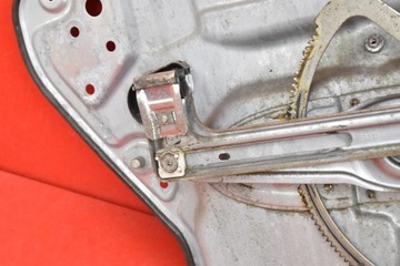 фото thumb №9, Подъемник стекла правый зад 8679083-rh volvo v50 03-11