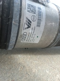 фото thumb №6, Audi q7 3.0 15- поворотный кулак рычаг амортизатор правые