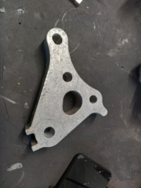 фото thumb №1, Alfa romeo giulietta 1.6 jtd кронштейн двигателя 50518775