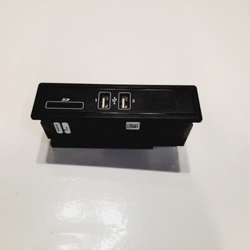 фото thumb №1, Mercedes c-klasa w205 считыватель карт usb sd a2058200226