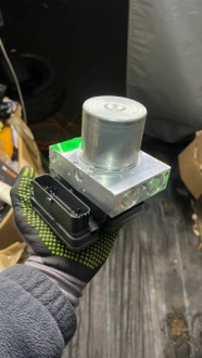 Mercedes w295 v295 eqe блок керування abs nowa насос гальмівна a2959001501 в Україні, фото thumb