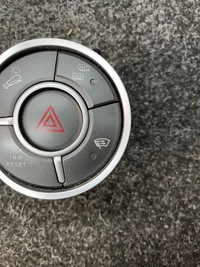 фото thumb №6, Переключатель выключатель света аварийных ssang yong kyron 8520109010