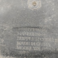 Tesla model 3 2021 накладка средняя подвеска Недорого, фото thumb