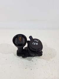 фото thumb №1, Заливная горловина масла вентиляция картера 076115308a vw crafter 2.5 tdi ceb