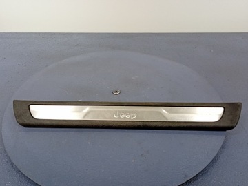 фото thumb №1, Grand cherokee wk2 накладка порога перед права