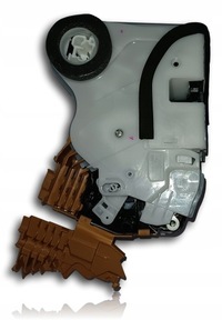 фото thumb №1, Suzuki swift ignis 2017 - замок дверь перед правый