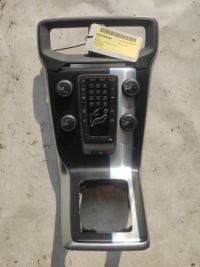 фото thumb №2, Панель обдув кондиционера volvo v40 s40 r design