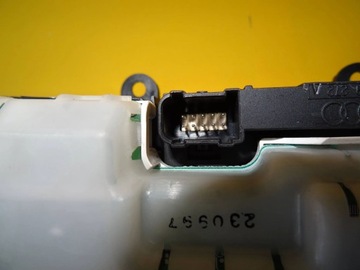 фото thumb №6, Спідометр  манометр audi a4 c5 2.5 tdi 4b0919860m nr463