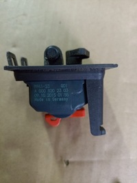 фото thumb №1, Mercedes w205 c klasa замок крышка заливной