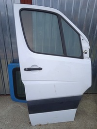 фото thumb №1, Двері праві перед mercedes sprinter 906