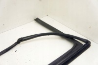 фото thumb №6, Ul126 vw passat b8 прокладка скло двері правий задня sedan