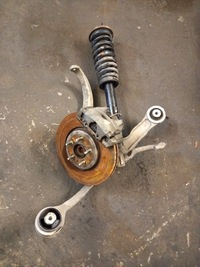 фото thumb №1, Поворотный кулак левый перед jaguar xf lift 3,0d