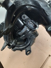 фото thumb №6, Yaris iii 1.3vvti коллектор впускной  kpl.