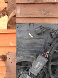 фото thumb №10, Радиатор радиатор vw touareg 2.5 tdi 7l0121203f