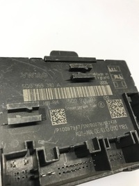 фото thumb №3, Модуль блок керування двері 5q0959393a