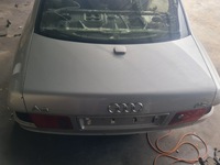 фото thumb №1, Кришка багажника audi a8 d2 fl ly7w голий