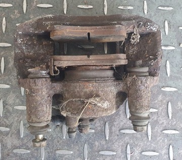 фото thumb №2, Суппорт тормозной правый перед mazda mx3 1.5