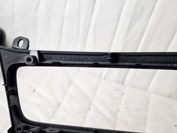 фото thumb №10, Dekor защита туннеля рамка консоли чехол ford focus mk3 рестайлинг синхронизация