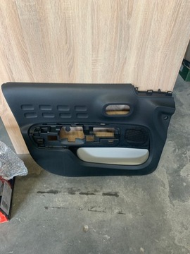 фото thumb №1, Citroen c3 iii обшивки передні оббивка двері kpl