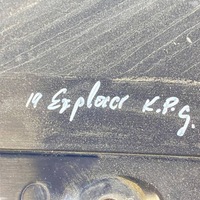 фото thumb №8, Ford explorer vi 2020 задня сторона ліва молдинг скло задній