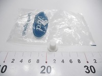 фото thumb №6, Штекер - заглушка омивач скло ford mondeo 1996-2000 оригінальний номер 1034063