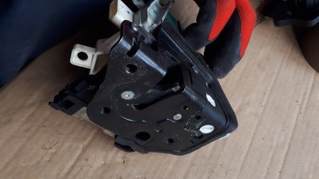 фото thumb №9, A6 c7 4g замок двері правий перед 5pin a5 q5