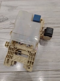 фото thumb №3, Коробка запобіжників toyota 82641-16010