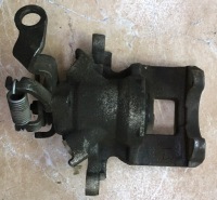 фото thumb №1, Супорт гальмівний лівий задня mitsubishi outlander 2013-2018