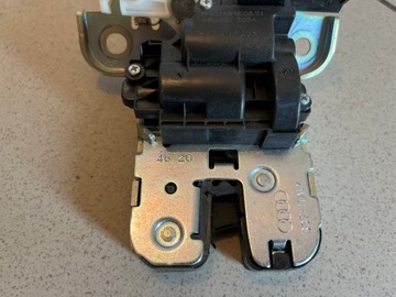 фото thumb №7, Замок крышки багажника audi seat skoda octavia 3 оригинальный номер