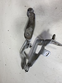 фото thumb №1, Петля капот правый перед trafic iii vivaro b 654004002r 2014-