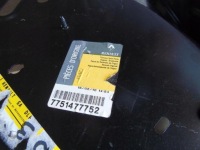 фото thumb №6, Чашка четверть обшивка правое renault wind оригинальный номер nowe