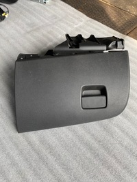 фото thumb №1, 31 opel crossland x бардачок правый пассажира