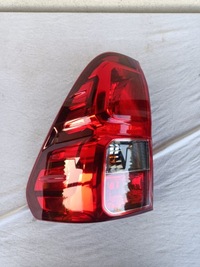 фото thumb №1, Лампа зад задняя левая toyota hilux viii lft 15-20 оригинал