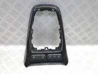 фото thumb №1, Рамка выборщик туннель средний opel crossland x