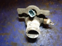 фото thumb №1, Iveco daily iii 99- 2.3 термостат + корпус