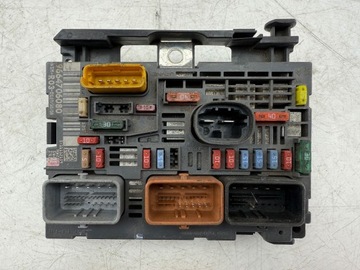 фото thumb №1, Citroen c4 i 2007 рамка / модуль запобіжників