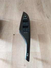 фото thumb №1, Toyota sienna 11- панель переключатель окон перед