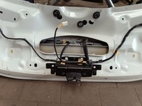 фото thumb №14, Peugeot 208 - крышка багажника задняя белый