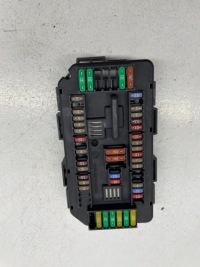 фото thumb №1, Коробка предохранителей bmw оригинальный номер 9337879