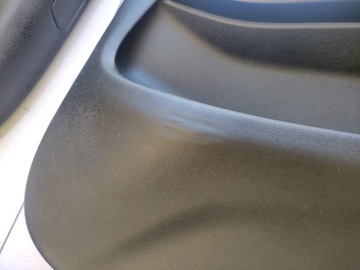 фото thumb №7, Обивка дверь bmw x7 g07 bowers wilkins