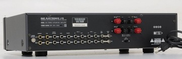 NAD 304 АУДИОФИЛЬНЫЙ СТЕРЕОУСИЛИТЕЛЬ
