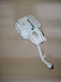 фото thumb №1, Opel crossland x 17-бачок омивача