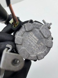 Mercedes w205 дополнительная насос воды пабтрубок  радиатора a2055000700 a0005002686 с Разборки, фото thumb