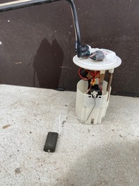 фото thumb №1, Насос паливна 172021036r renault trafic iii