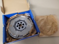 Купить Оригинальные колесо двухмассовый sachs 2294001095, фото thumb