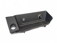 фото thumb №1, Панель роз'єм тунель прикурювач audi a4 b9 a5 8w