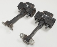 Обмежувач двері задній alfa romeo 159 60690660 в Україні, фото thumb