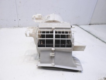 фото thumb №7, Корпус вентилятор нагревателя mazda 6 gh