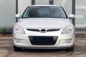 HYUNDAI i30 I 07-11 РЕШЕТКА ПЕРЕДНЯЯ ХРОМ 863512L000
